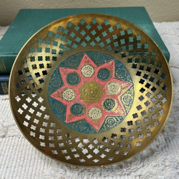 Vintage Cut Out Pierced Brass Bowl Enamel Boho Patina Distressed Made India - Picture 4 of 12